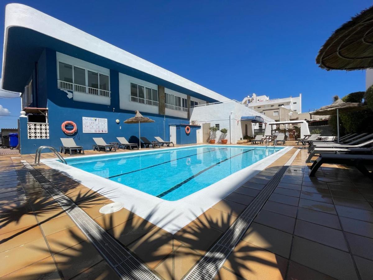 Apartamentos Cel Blau Santa Eularia des Riu Ngoại thất bức ảnh