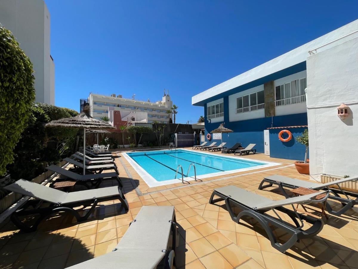 Apartamentos Cel Blau Santa Eularia des Riu Ngoại thất bức ảnh
