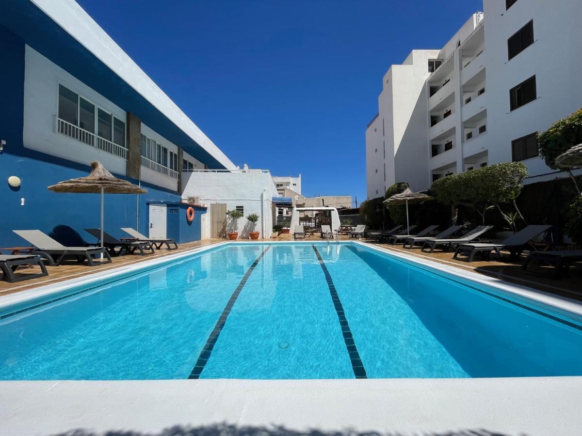 Apartamentos Cel Blau Santa Eularia des Riu Ngoại thất bức ảnh