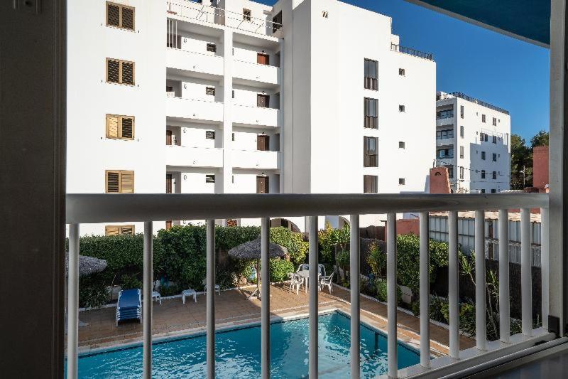 Apartamentos Cel Blau Santa Eularia des Riu Phòng bức ảnh