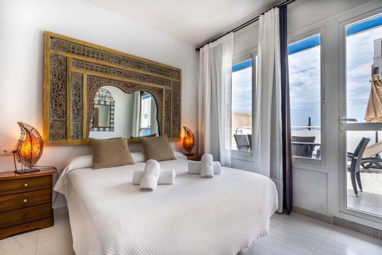 Apartamentos Cel Blau Santa Eularia des Riu Ngoại thất bức ảnh