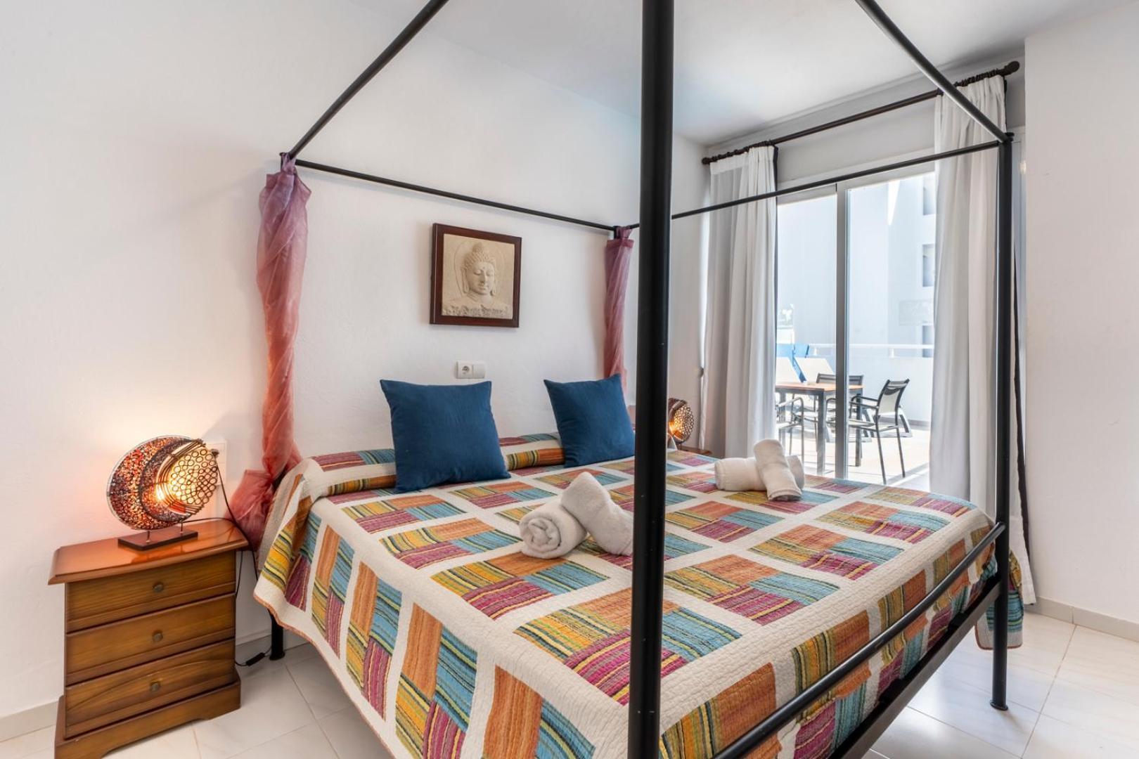 Apartamentos Cel Blau Santa Eularia des Riu Ngoại thất bức ảnh