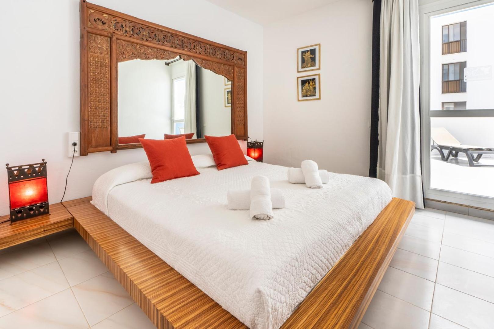 Apartamentos Cel Blau Santa Eularia des Riu Ngoại thất bức ảnh